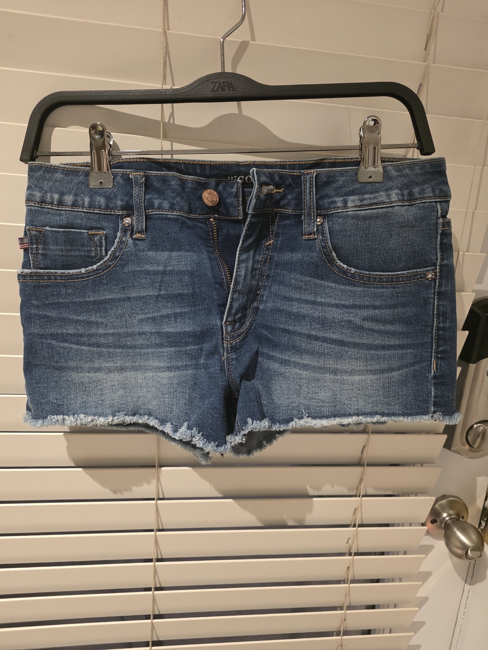 Vigoss Denim Frayed Hem Women's Shorts - Blue